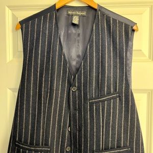 Mens Banana Republic vest.